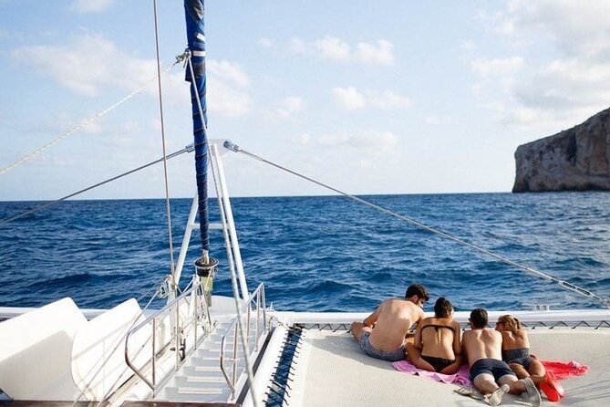 A day at Sea aboard Mundo Marino Catamaran in Valencia - Practical details that make the day easier
