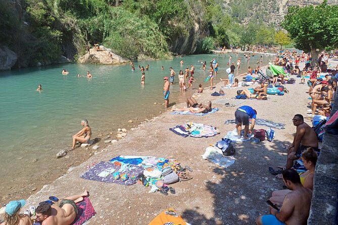 A day tour in Montanejos hot springs. - Who will enjoy this day most?