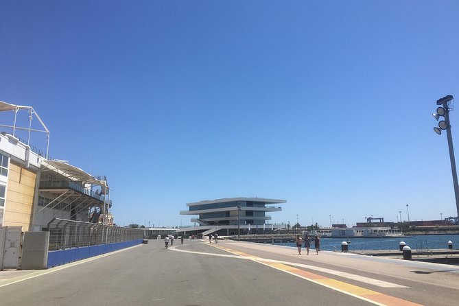 All of Valencia by Bike - What the guides add to the ride