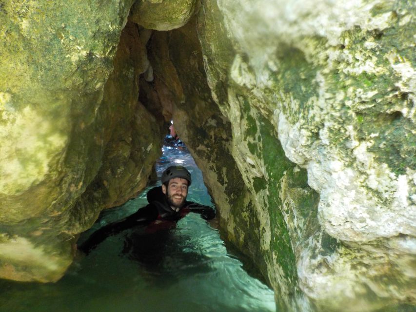 Anna: amazing water canyoning experience near Valencia - The guides and group feel