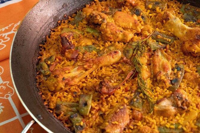 Any Day is Sunday: Paella Cooking Class with Tapas and Sangria - Why Sunday matters in Valencian food culture