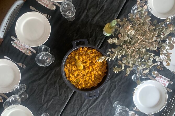 Authentic Paella Dinner in Valencia - Meeting Ignacio and arriving in Ciutat Vella