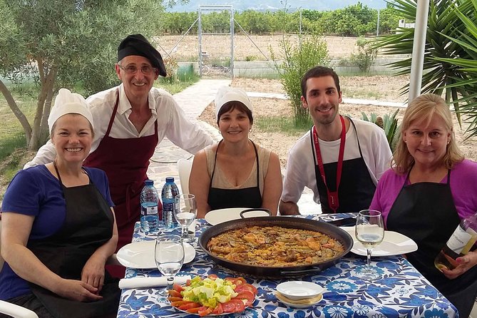 Authentic Valencian Paella Cooking Class - Why this paella class feels different from a city cooking lesson
