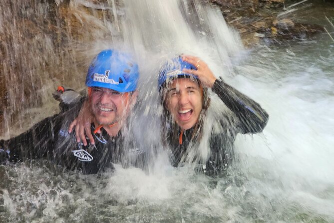 Canyoning experience in Barranco del Gorgo de la Escalera - The guide team and language question
