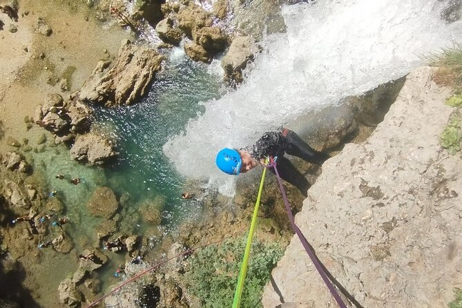Canyoning experience in Barranco del Gorgo de la Escalera - Who should book this experience