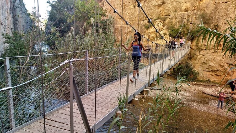 Chulilla: Hanging Bridges & Canyon Private Hiking Day Tour - Who should choose this Chulilla hike?