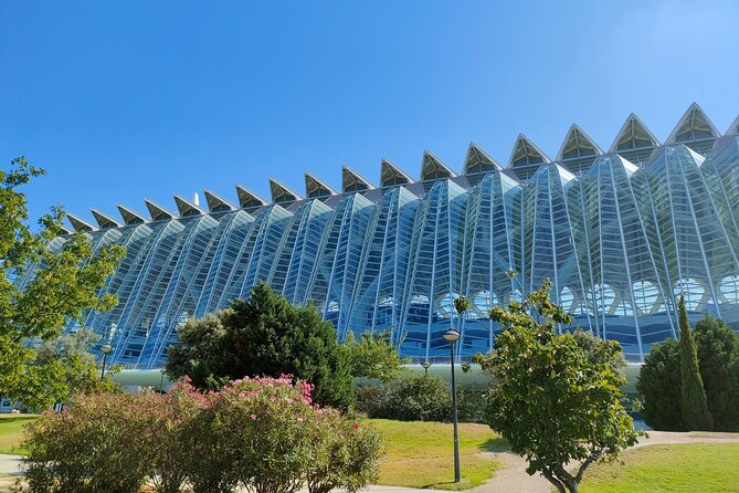 City of Arts and Sciences Bike Tour - The City of Arts and Sciences: Valencia’s bold modern face