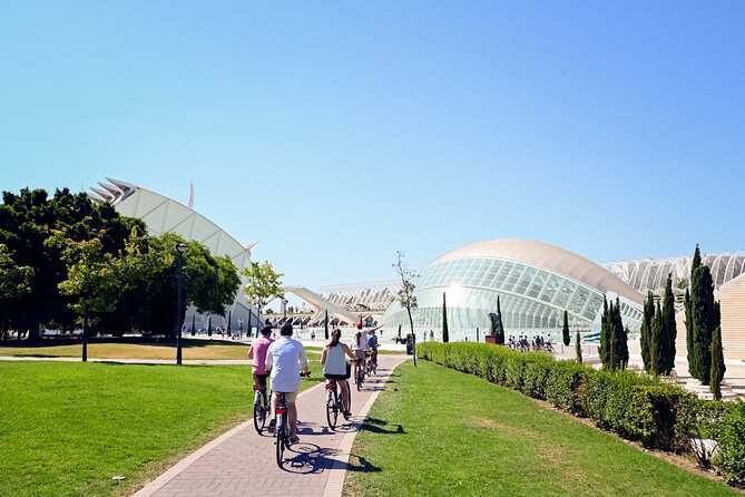 Essential Valencia by Bike | Discover the City’s Best in One Ride - Weather, timing, and cancellation terms