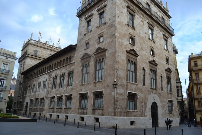 Essential Valencia: Local Culture and Gastronomy - Why this Valencia walk works as an introduction
