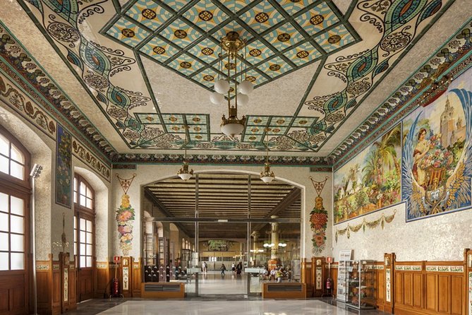 Essential Valencia: Local Culture and Gastronomy - La Lonja de la Seda, Valencia’s silk-trading landmark