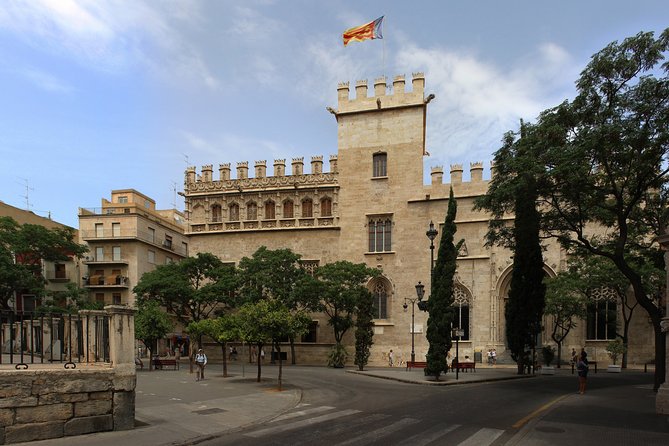 Essential Valencia: Local Culture and Gastronomy - Mercat Central and the taste of local life
