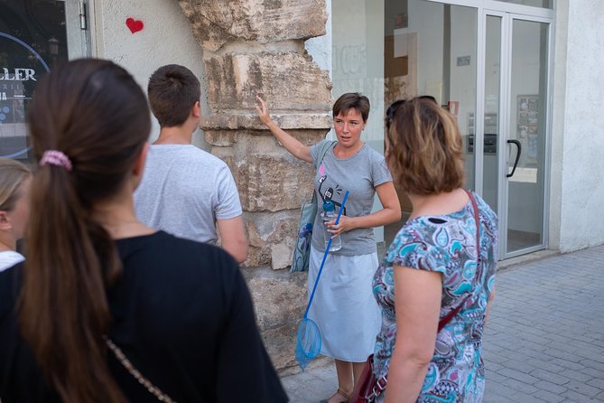 Explore Valencia with your kids: family quest through the old city - Starting at the Serranos Towers