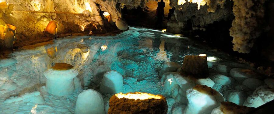 From Valencia: Boat ride through the impressive Caves of Sant Josep. - At the cave entrance in La Vall d’Uixó