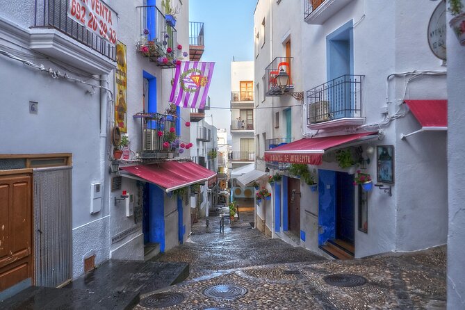 From Valencia: Day Tour in Peniscola, Game of Thrones - Lunch by the sea, with the meal paid separately