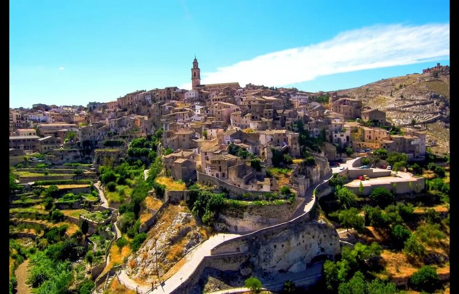 From Valencia: Discover the Medieval Splendour of Bocairent - Entering the Arab Caves, Bocairent’s unusual underground stop