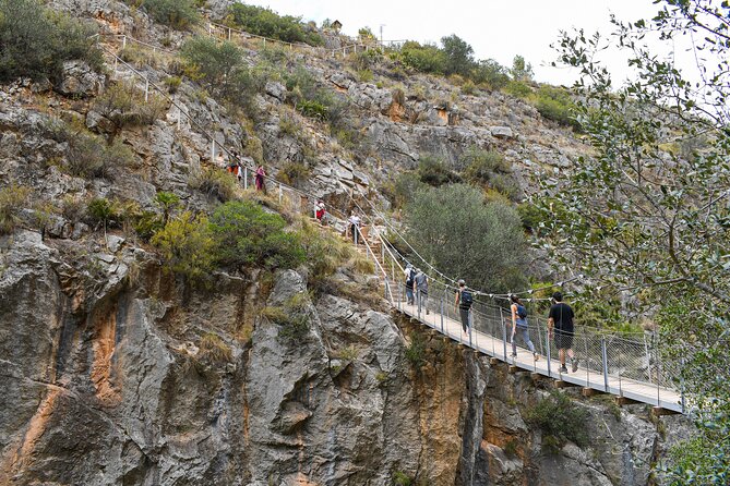 From Valencia: Hiking and Hanging Bridge Adventure in Chulilla - What Pau adds to the day