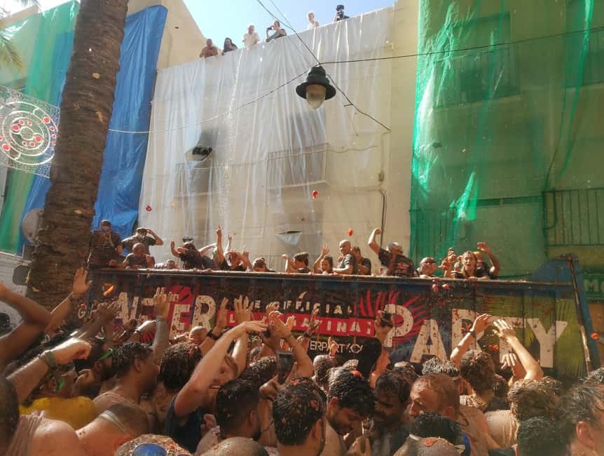 From Valencia: La Tomatina 2025 - Why La Tomatina is worth the early start