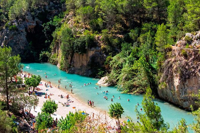 From Valencia: Montanejos Thermal Spring & Girlfriend Waterfall - What to pack for a comfortable day
