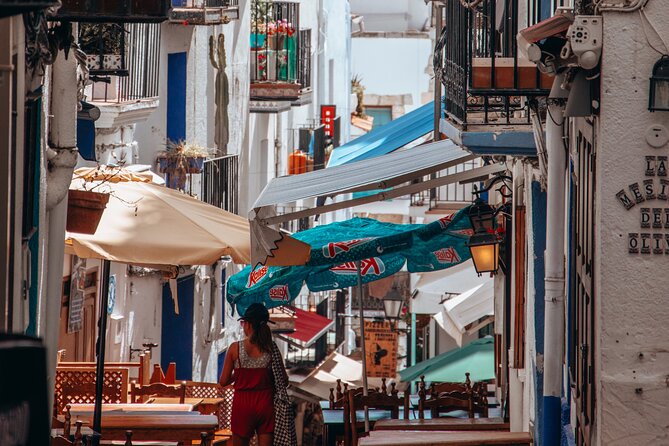 Full Day Tour to Peñíscola from Valencia - Walking the old town to Casa de las Conchas