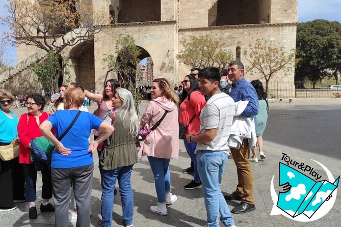 Games and History Walking Tour in the Center of Valencia - Plaza del Ayuntamiento and the Correos façade