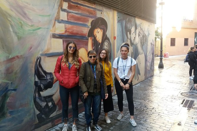 Grafiti tour and Carmen Quarter - Timing, walking comfort, and practical value