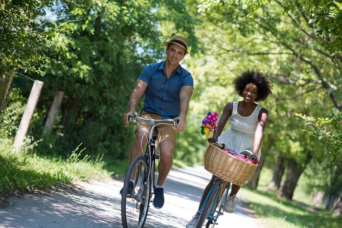 GRAND CITY Private Guided Tour on Bike, E-Bike, E-Step or Segway - Reaching the City of Arts and Sciences