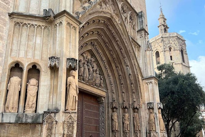 In Love with Valencia: A Self-Guided Tour of its Landmarks - Plaça del Tossal and the sound of city life