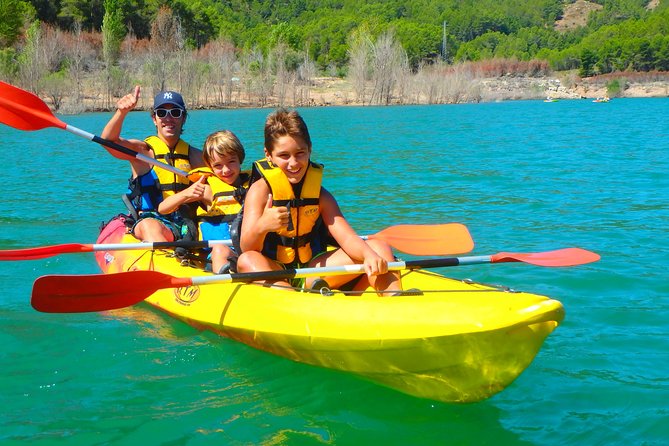 Kayak Routes In A Lake - How the guide shapes the experience