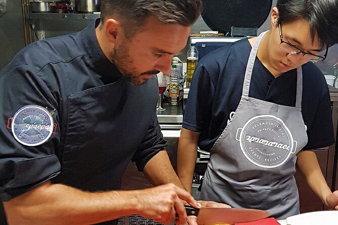 Master the Art of Paella in an Authentic Valencian Kitchen - Starting with Valencian starters and sangria
