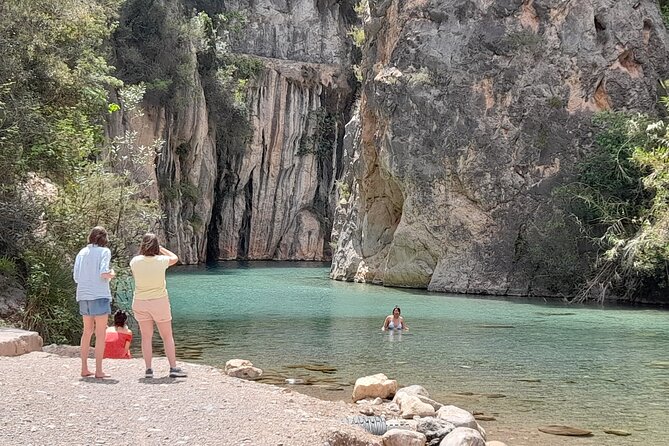 Montanejos: Do an Epic Hike and Swim in Thermal Waters - Fuente de los Baños: A Cold, Clear Finish