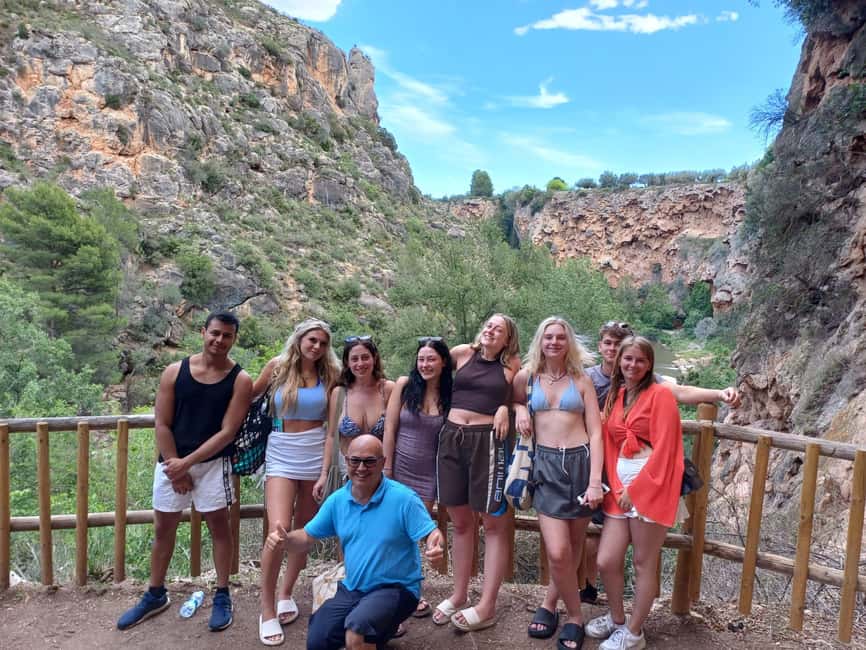 Montanejos Thermal Springs and Waterfall, food included - What makes the guide important