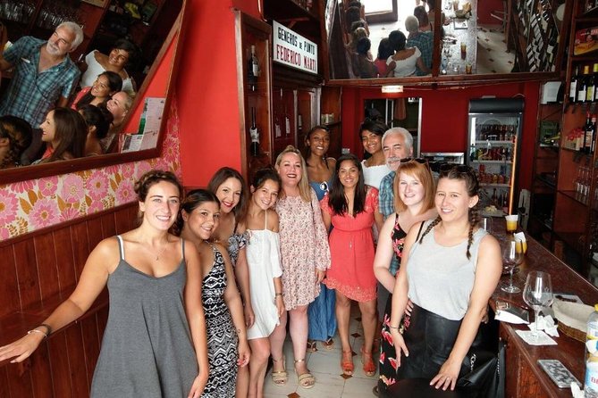 Private premium wine tasting with snacks in Valencia's old town - Four Valencian wines in a quiet old-town square