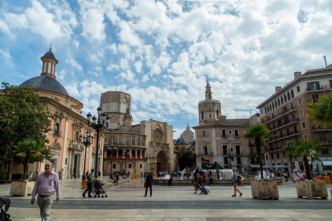 PRIVATE Walking Tour Historical Center with Local Expert - Key points to know before booking