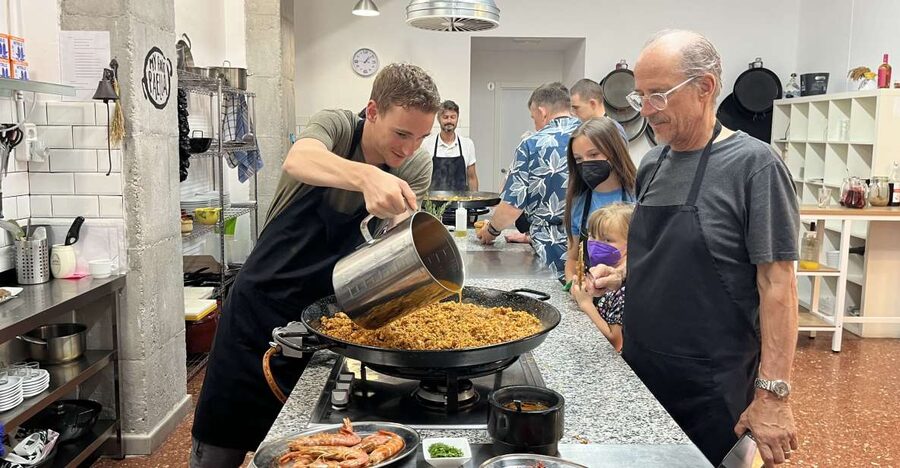Real Paella Cooking Class – Market Visit & Sangría Workshop - Meeting at San Valero, then into Ruzafa