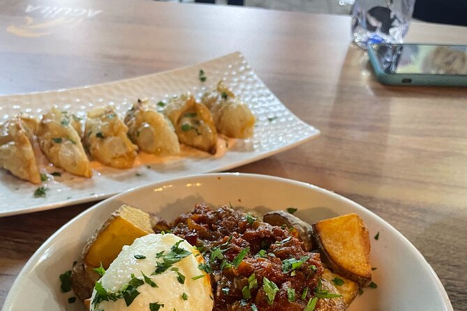 Savor Spain: Your Ultimate Tapas Tour Guide - Why the tapas format suits Valencia
