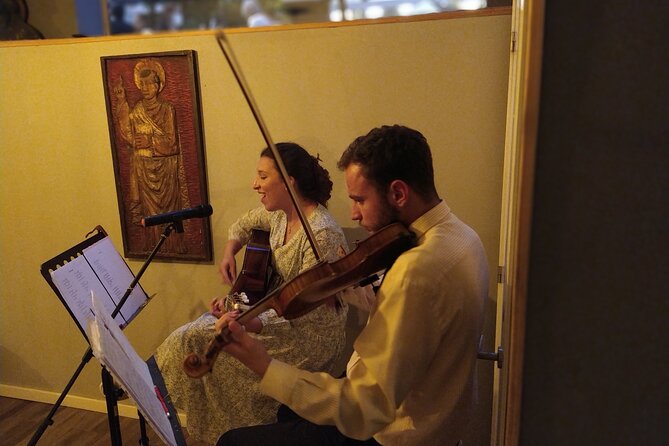 Secret Concert and Tasting in Valencia - Valencian wine and craft beer tastings