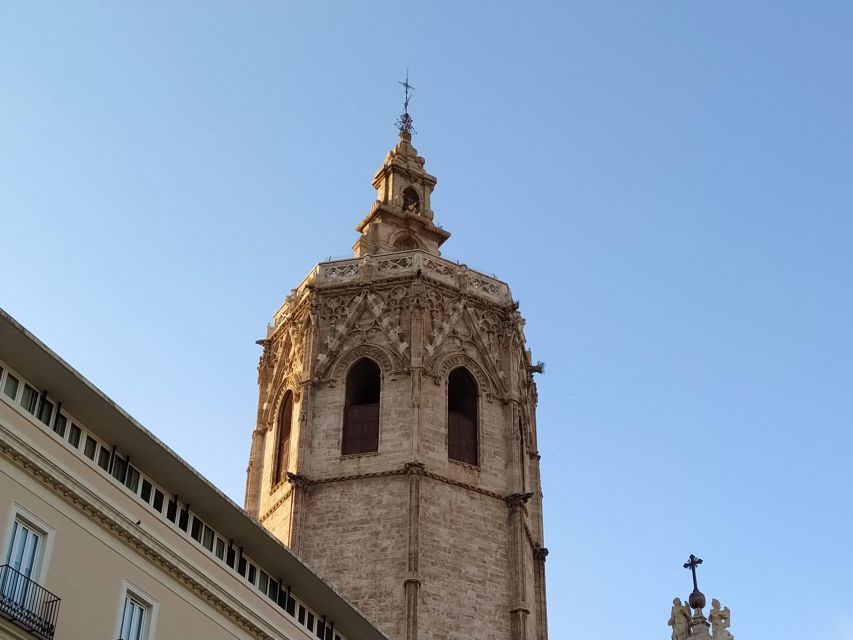 Small-Group Medieval Valencia Walking Tour - Licensed Guide - Printing, Valencian culture, and a new period of prosperity