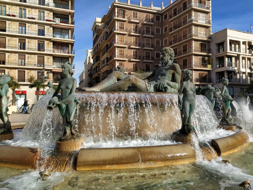 Small-Group Medieval Valencia Walking Tour - Licensed Guide - Finishing at the Llotja de la Seda