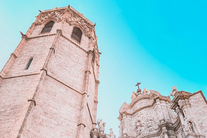 The Essentials of Valencia in a Guided Tour - Plaça Redonda offers a quick change of pace