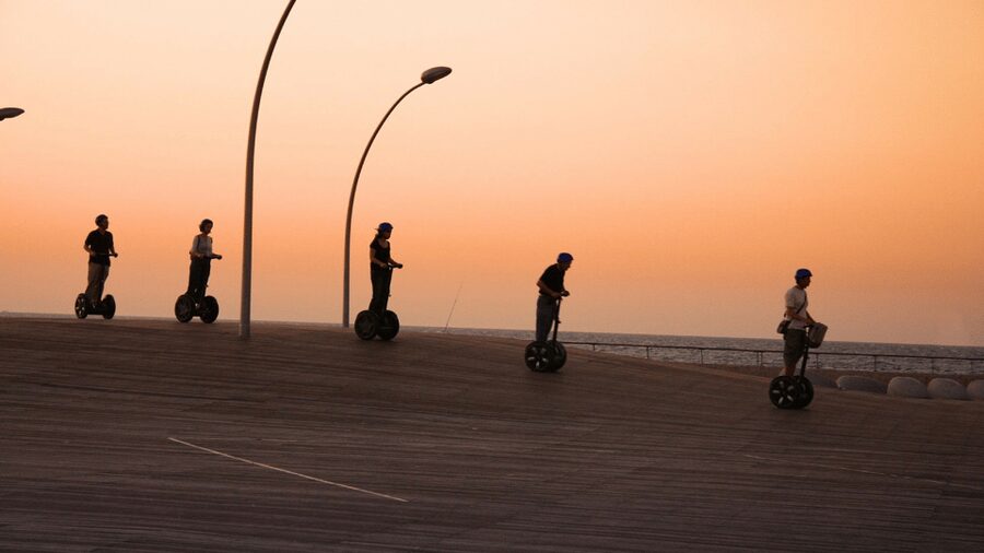 Valencia: 1 Hour Segway Tour at Night - Why Valencia after dark works so well