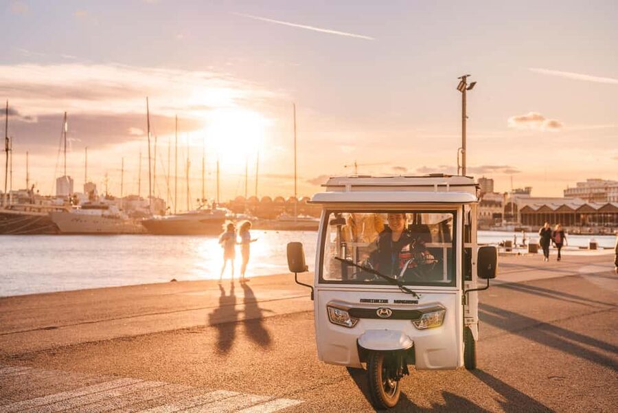 Valencia: 2-hour City Highlights Guided Tuk-Tuk Tour - Is $46 a good value?