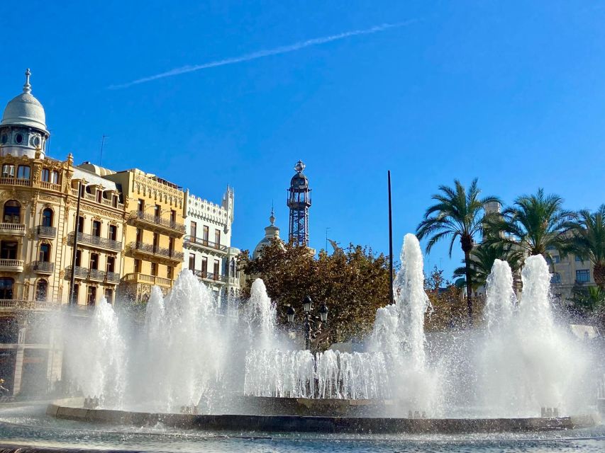 Valencia: 2-in-1 Biking and Walking Audio-Guided Route - What the $29 group price really buys you