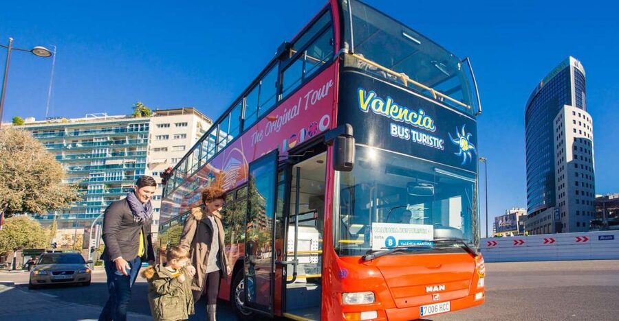 Valencia: 24 or 48-Hour Hop-on Hop-off Bus Ticket - Why the bus works well in Valencia