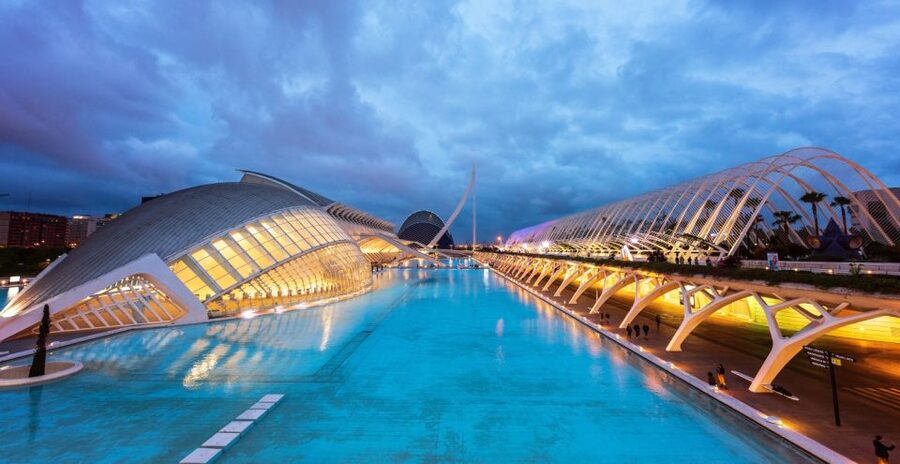 Valencia: 3-Hour Guided City Sightseeing & Beaches Bike Tour - Who will enjoy this three-hour ride most?