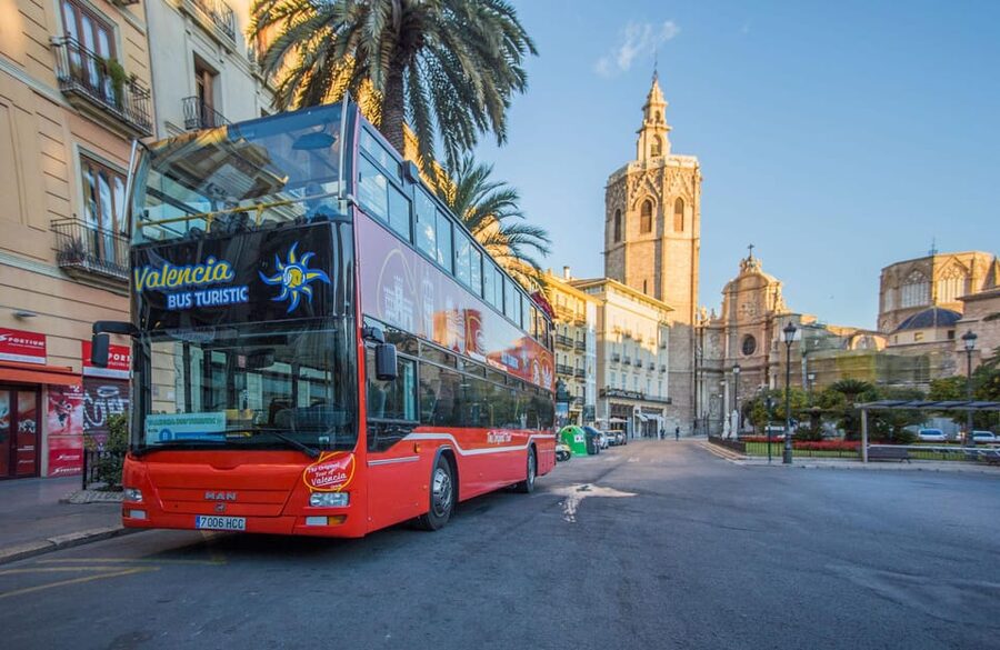 Valencia: 48-Hour Hop-On-Hop-Off Bus & Albufera Bus Tour - Start with Valencia’s 17-stop city circuit