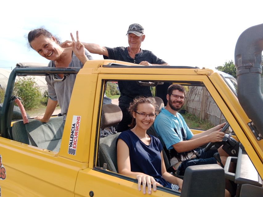 Valencia: Albufera Jeep and Boat Tour - Driving the open-top Jeep