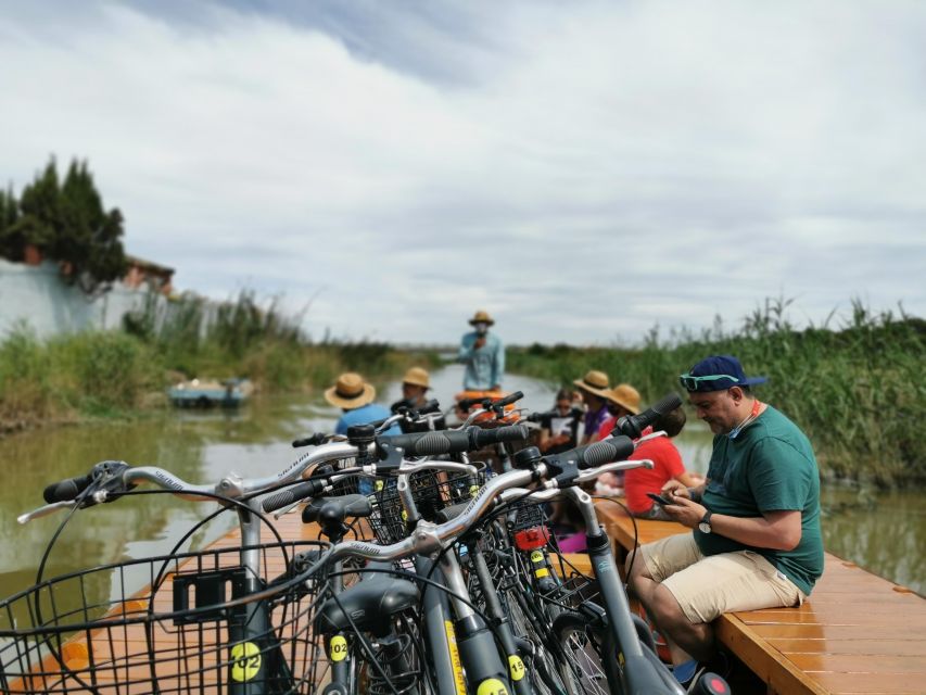 Valencia: Albufera Natural Park Bike and Boat Tour - El Saler is your useful mid-day stop