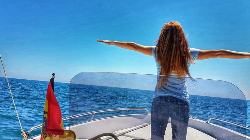 Valencia:Alquiler barco sin licencia PoblaFarnals+Beach Club - Why morning departures make sense