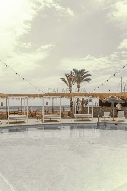 Valencia:Alquiler barco sin licencia PoblaFarnals+Beach Club - How the experience compares with a standard cruise