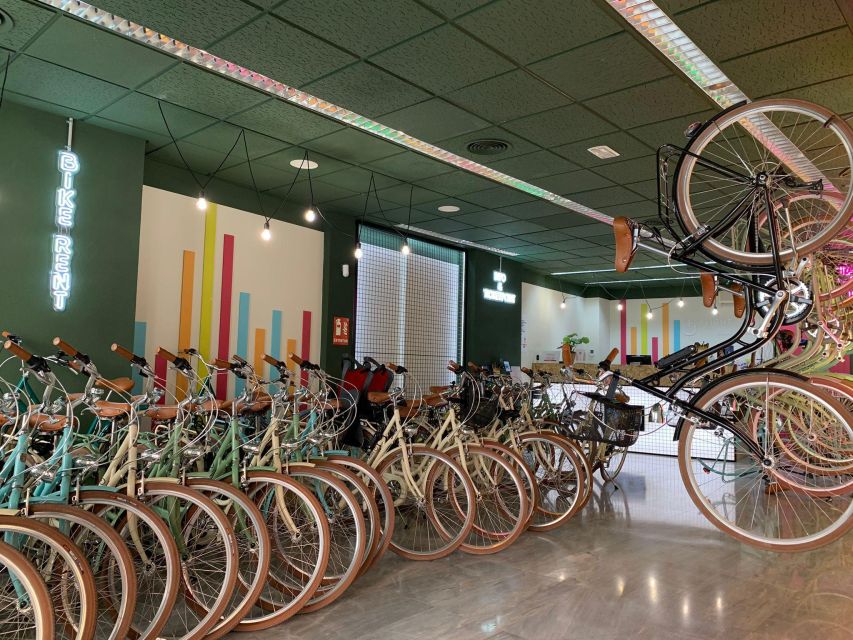 Valencia: Audioguide eng,esp,ita + Bike All Day - Building your route from 49 stops